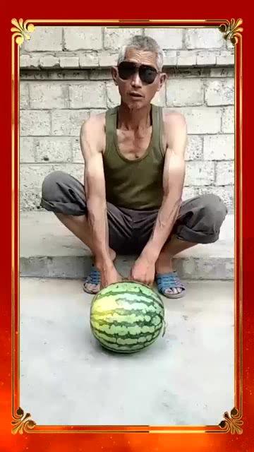 外国的吃瓜大爷,揭秘全球热点事件的幕后故事