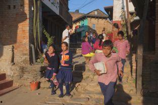 尼泊尔网红琼阿米达,从乡村女孩到网络红人的蜕变之路