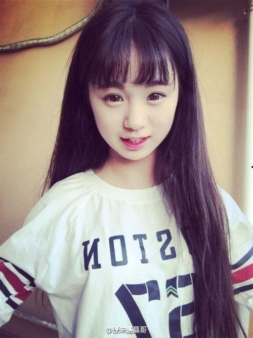 快手网红明星壁纸女