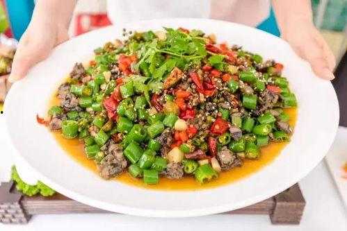 广州小朋友炒菜成网红,变身厨房小达人走红网络